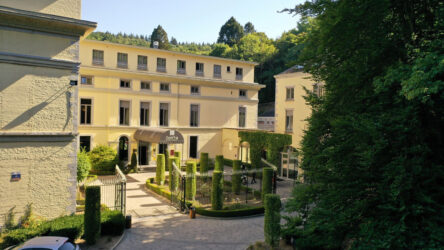 Prologue - Castel de Pont-à-Lesse (2)