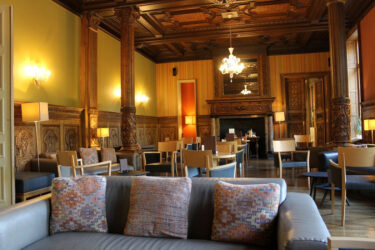 Prologue - Castel de Pont-à-Lesse - Salon bar